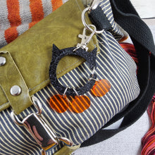 2025 Halloween Collection - Acrylic Cat Stitch Marker Holder Bag Charm with 3 Pumpkin Stitch Markers Included