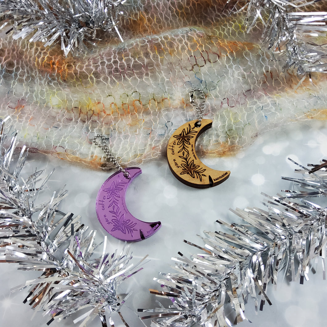 2025 Holiday Collection - Moon Shape Yarn Cutter