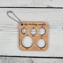 Big Knitting Needles Gauge Mini Tool
