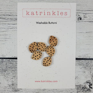 Leaf Stitchable Buttons