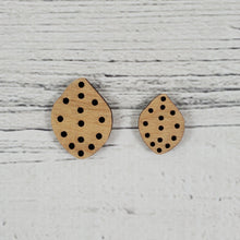 Leaf Stitchable Buttons